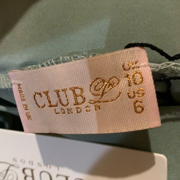 Club London Mini skirt sage. NWT. Size 6 - Picture 9 of 11